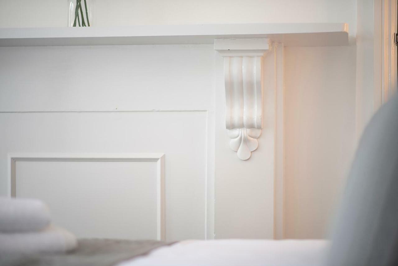 Flat A - Spacious Ground Floor, 1 Bedroom Apartment In Central Southsea, Портсмът Екстериор снимка